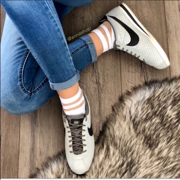 NWT Nike Cortez Special edition - Picture 5 of 8